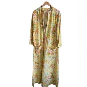 Vintage Maxi Kaftan House Dress Loungewear Yellow Floral Front Pockets